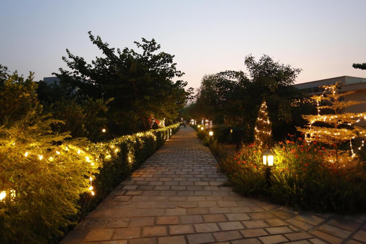 The Golden Tusk By Ivory Destinations Hotel Rāmnagar Exterior photo